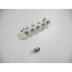 ŻARÓWKA LAMPA KIERUNKOWSKAZU 12V 4W RENAULT OE 7703097182