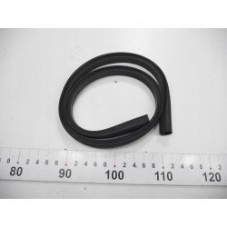 Uszczelka drzwi dolna Renault Trafic I OE 7700774647