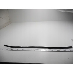 USZCZELKA DRZWI PRAWY TYŁ VOLSKWAGEN POLO OE 6R6839698A