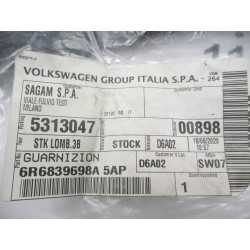 USZCZELKA DRZWI PRAWY TYŁ VOLSKWAGEN POLO OE 6R6839698A