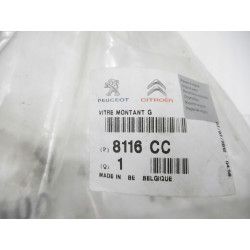 Szyba karoseryjna lewy przód Peugeot 806 Citroen Evasion AS2 OE 8116 CC