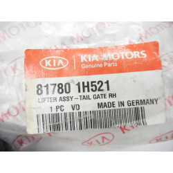 Siłownik klapy bagażnika prawy Kia Ceed OE 81780 1H521