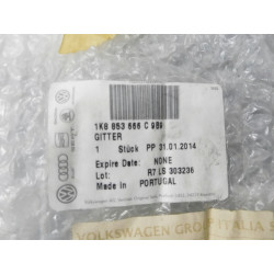 Kratka, zaślepka zderzaka prawy przód Volkswagen Scirocco OE 1K8853666C
