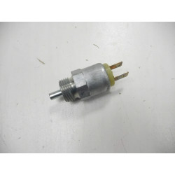 WŁĄCZNIK ŚWIATEŁ COFANIA OPEL ASCONA B C OE 8969775