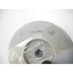 Filtr powietrza Mitsubishi L300 OE MZ311790