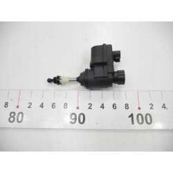 Silnik regulacji reflektorów Opel Omega A Vectra A OE 90355256