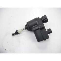 Silnik regulacji reflektorów Opel Omega A Vectra A OE 90355256