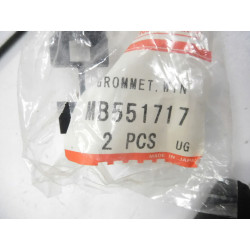 PRZELOTKA,LISTWA SZYBY PRZEDNIEJ MITSUBISHI ECLIPSE OE MB551717