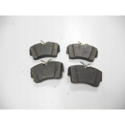 KLOCKI HAMULCOWE PRZEDNIE OPEL MONZA OMEGA A SENATOR B OE 90398761