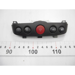 Panel środkowy przełączniki Fiat Punto OE 735268020