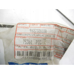 Przekaźnik pompy paliwa Fiat Ulysse Scudo OE 9627326180