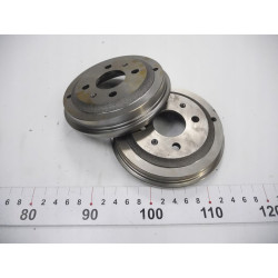 KOMPLET BĘBNÓW HAMULCOWYCH KRAFT AUTOMOTIVE FIAT CINQUECENTO 6063020