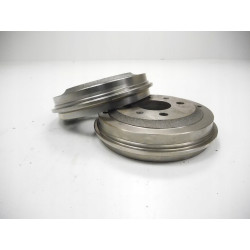 KOMPLET BĘBNÓW HAMULCOWYCH KRAFT AUTOMOTIVE FIAT CINQUECENTO 6063020