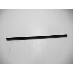 USZCZELKA DRZWI PRAWY PRZÓD FIAT BRAVA MAREA OE 7769809