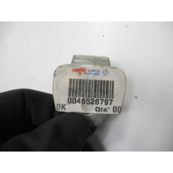 Sworzeń zamka drzwi przód tył Fiat Punto OE 46526797