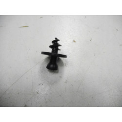 Śruba, spinka dywanika Opel Kadett E Ascona C OE 90187148