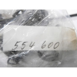 ZACISK USTALAJĄCY,SZCZĘKI HAMULCOWE TYLNE OPEL ASCONA C 90105354