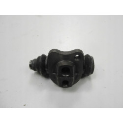 Cylinderek hamulcowy tył Opel Corsa A Kadett E OE 90009593