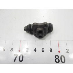 Cylinderek hamulcowy tył Opel Corsa A Kadett E OE 90009593