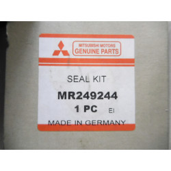 ZESTAW NAPRAWCZY ZACISKU HAMULCOWEGO PRZÓD MITSUBISHI CARISMA OE MR249244