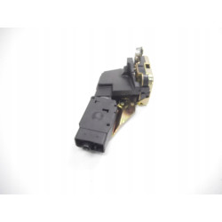 Zamek drzwi lewy tył Mitsubishi Carisma (1995-2004) OE M806386