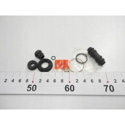 ZESTAW USZCZELNIEŃ,ZACISK HAMULCA TYŁ MITSUBISHI COLT OE MB857874