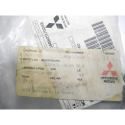 KLOSZ LAMPY STOP TYŁ MITSUBISHI CANTER OE MC855626