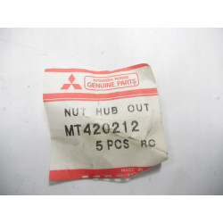 Nakrętka koła prawa Mitsubishi OE MT420212