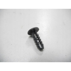 Ogranicznik tapicerki klapy bagażnika Fiat Palio OE 735251365