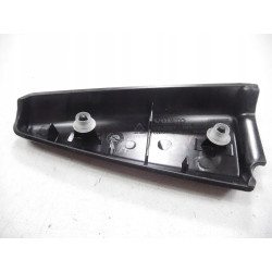 VOLVO XC60 tylny prawy trojkat drzwi zaslepka OE