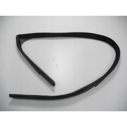 LISTWA RYNIENKA DRZWI PRZEDNICH PRAWYCH MITSUBISHI COLT OE MR959212