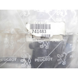 ZAŚLEPKA ZDERZAKA HAKA TYŁ PEUGEOT 306 OE 741483
