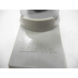 Migacz boczny biały RL Mitsubishi L200 OE 8351A041