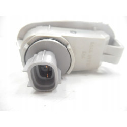 Migacz boczny biały RL Mitsubishi L200 OE 8351A041