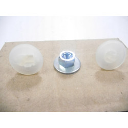 Światło odblaskowe tylne lewe Mitsubishi L200 OE 8355A015