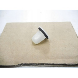 Spinka mocowanie lampy tylnej Hyundai Tucson OE 87126 2E000