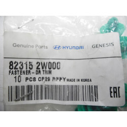 Spinka tapicerki drzwi Hyundai Elantra OE 82315 2W000 X1