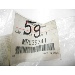Korek zbiorniczka wyrównawczego Mitsubishi Pajero OE MR535741