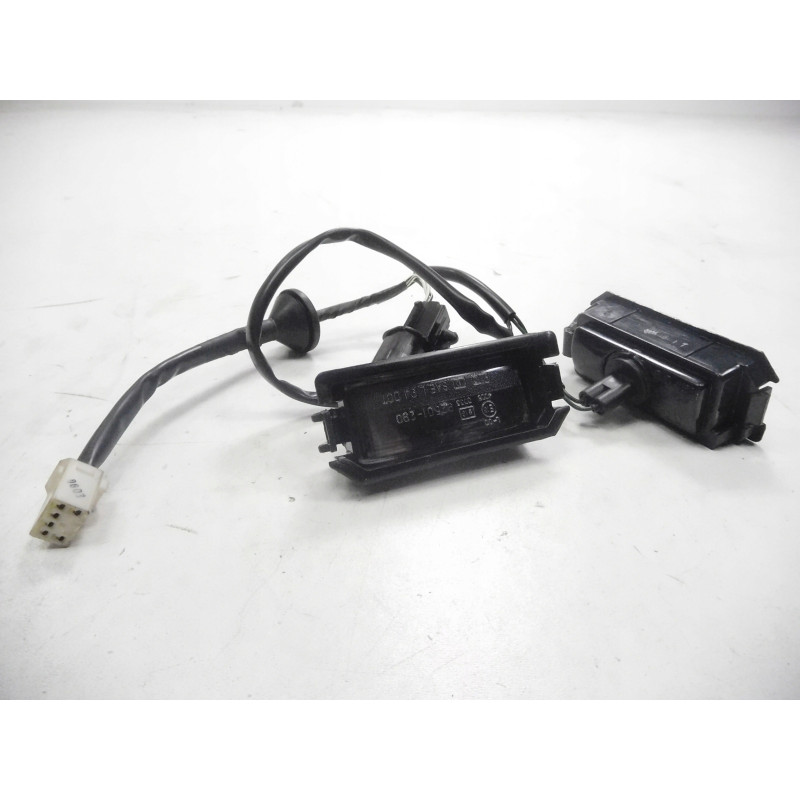 ORYGINALNA LAMPKA TABLICY REJESTRACYJNEJ HYUNDAI 92501-2C010