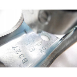 Zawias drzwi przód Mitsubishi Outlander III OE 5702A063