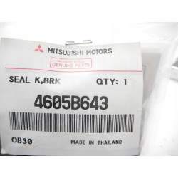 Mitsubishi OE 4605B643 zestaw naprawczy, zacisk hamulca MIRAGE