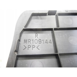 Osłona tylnej lampy MITSUBISHI L200 MR109144