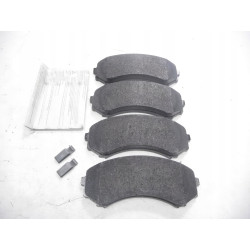 Zestaw klocków hamulcowych, hamulce tarczowe Mitsubishi Pajero I MZ690347C