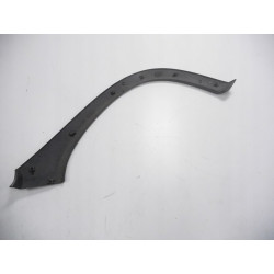 Listwa tylnego nadkola Opel Corsa B OE 90428153
