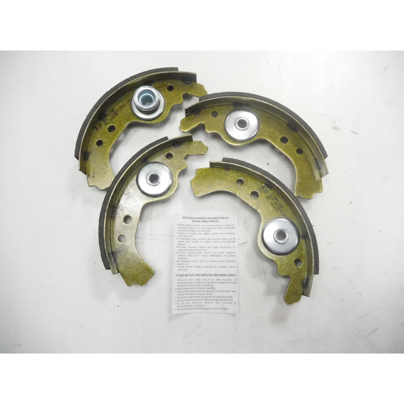 ZESTAW SZCZĘK HAMULCOWYCH STARLINE FIAT BC 00890