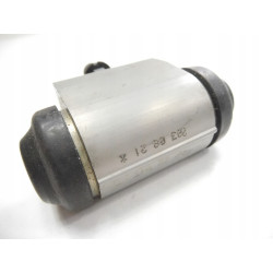 Cylinderek hamulcowy Fiat Punto OE 9948369