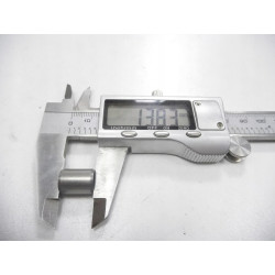 Tuleja, mocowanie kompresora Fiat Grande Punto OE 46776158