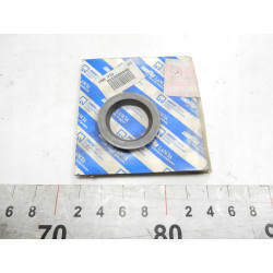 Uszczelniacz wału Fiat Panda OE 40000320