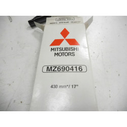 Pióro wycieraczki przód Mitsubishi Colt MZ690416