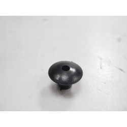 Przelotka linki hamulca ręcznego Corsa A 8957028